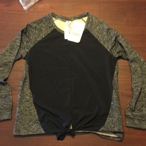 NWT Fabletics long sleeve top size M